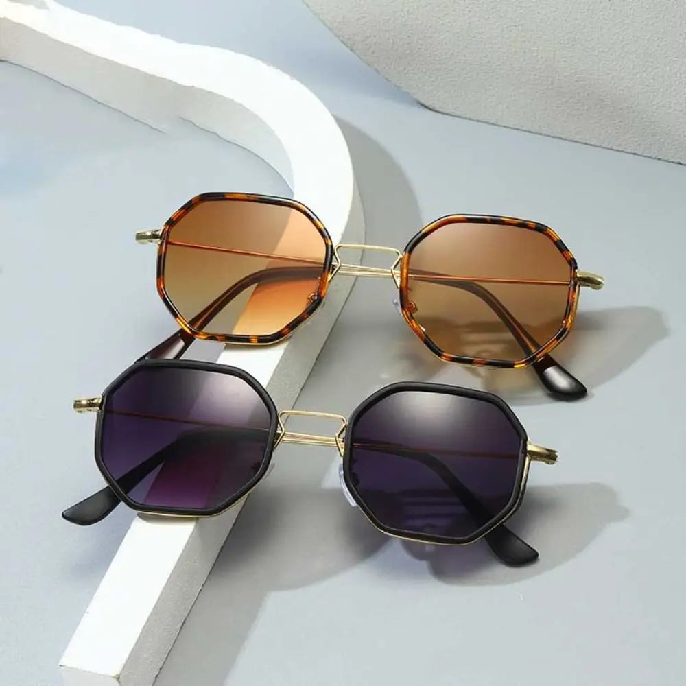 New Fashion Polygonal Sunglasses Outdoor Retro Windproof Sunglasses Sunscreen Sunglasses Lightweight Small Frame Eyewear